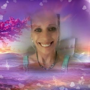 Meet your Posher, Karin